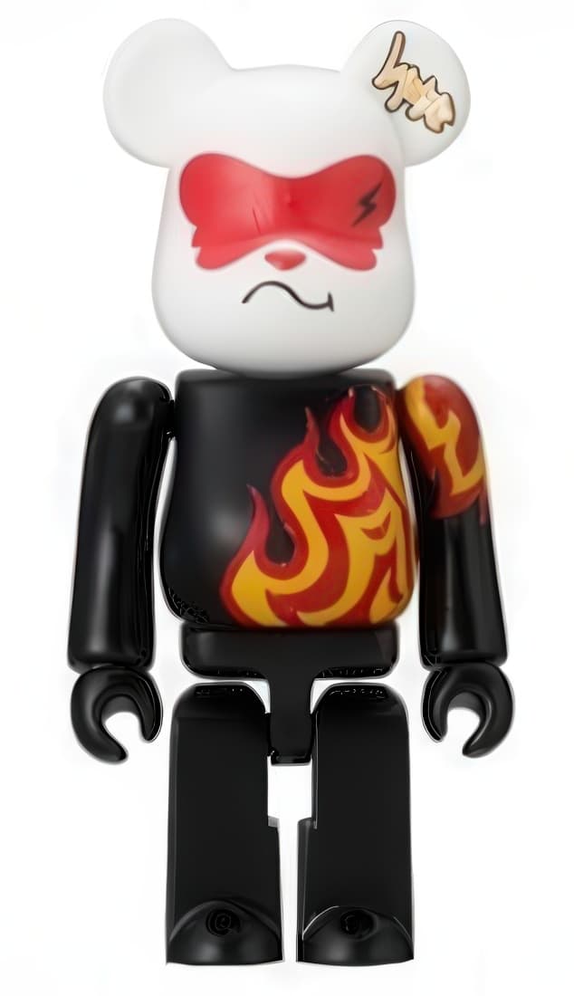 Bearbrick AKB48 Team K Akimoto Sayaka 7-Eleven Unbreakable Keychain 100% - 1